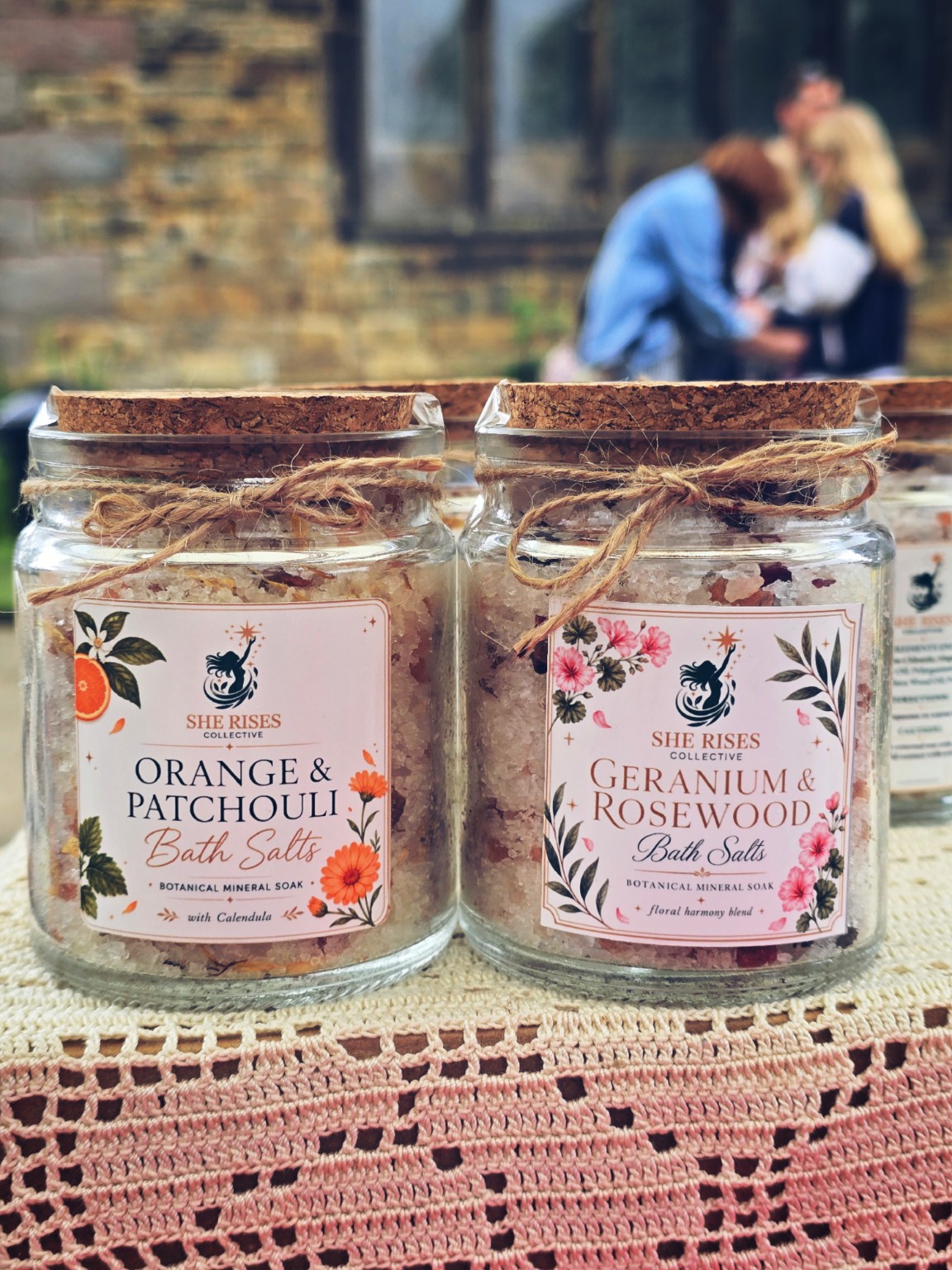 Orange and Patchouli oraz Geranium and Rosewood bath salts